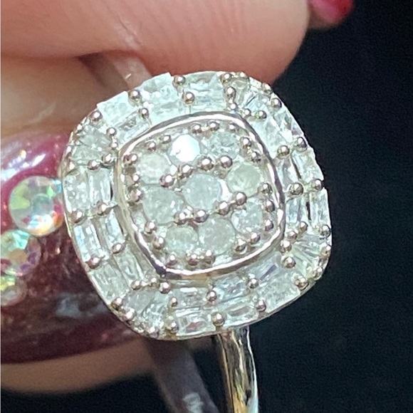 Genuine Diamond 💍 - Picture 6 of 6